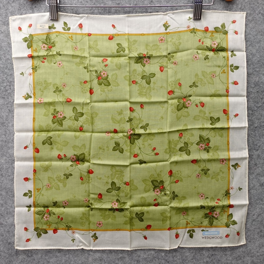 Vintage WEDGWOOD Handkerchief Womens White Green Wild Strawberry Botanical 19x19